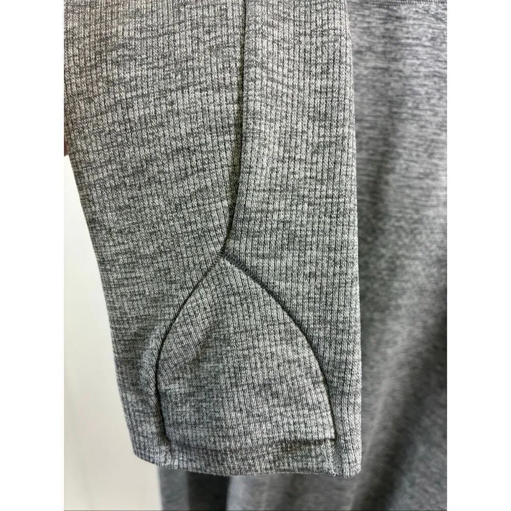 Lululemon Swiftly Tech Long Sleeve in Gray Size L